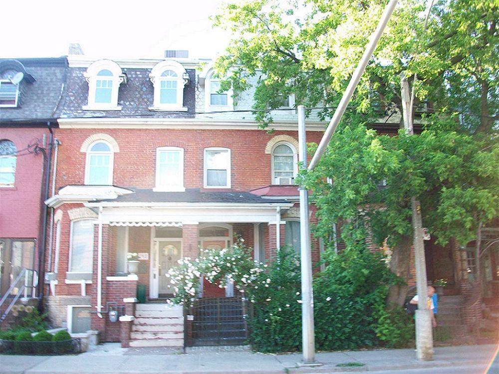 Comfy Guesthouse & Suite Toronto Exterior foto